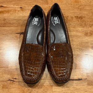 SAS Croc Embossed Tripad Comfort Foot Bed Brown Loafers